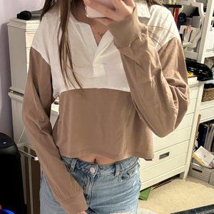 Hollister White and Brown Split Long Sleeve